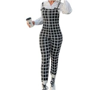 2 for $25 SHEIN Black and white plaid overall jumpsuit🖤